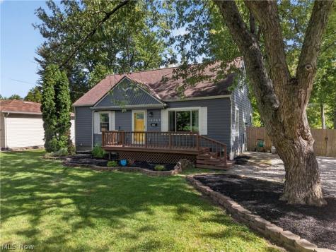 14269 Niagara Drive Strongsville OH 44136