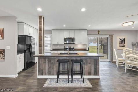 5047 Shady Moss Lane North Ridgeville OH 44039