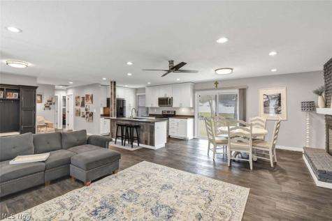 5047 Shady Moss Lane North Ridgeville OH 44039