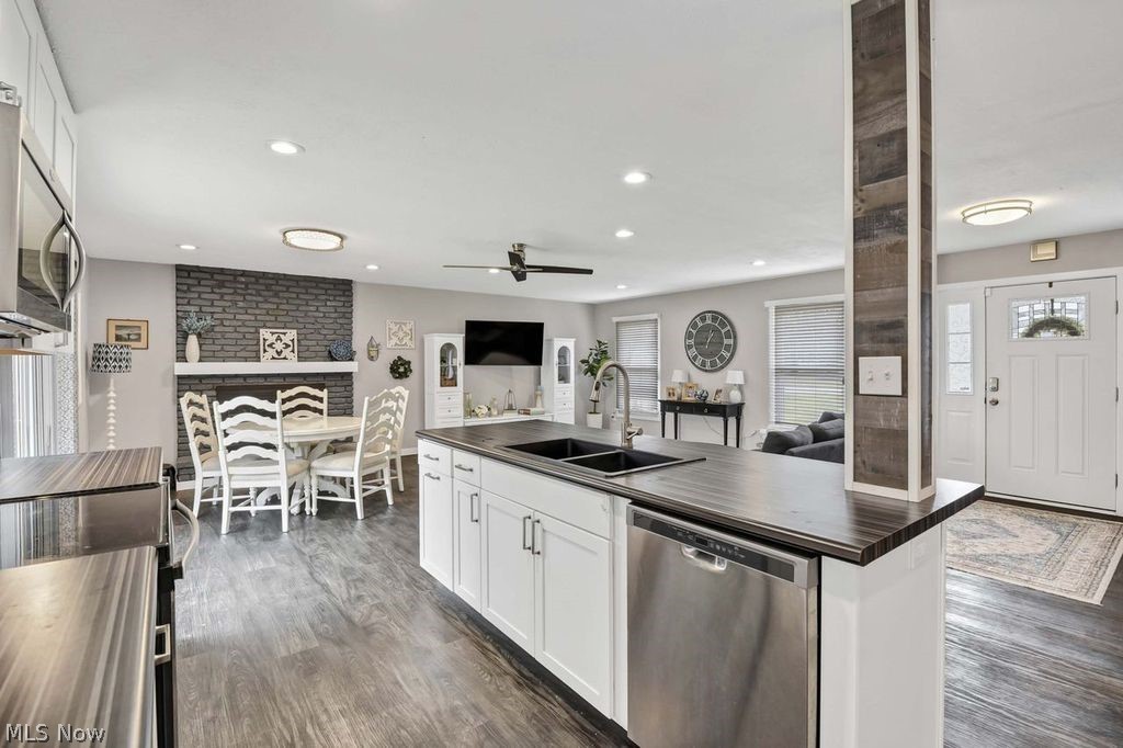 5047 Shady Moss Lane North Ridgeville OH 44039