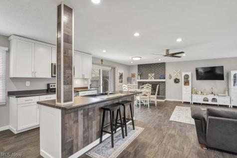 5047 Shady Moss Lane North Ridgeville OH 44039
