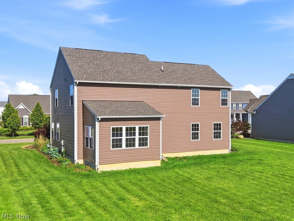 9314 Winfield Lane North Ridgeville OH 44039
