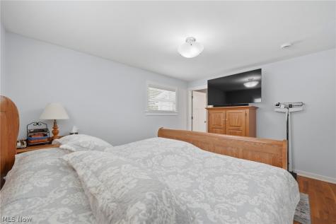 254 Thomas Avenue Munroe Falls OH 44262