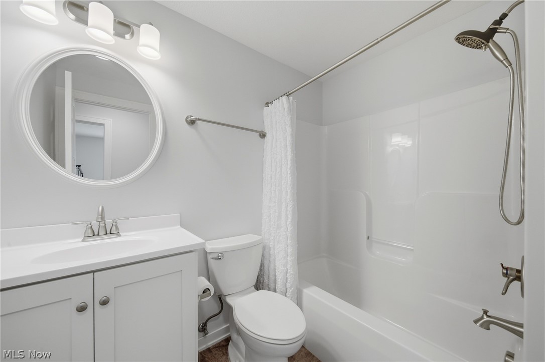 254 Thomas Avenue Munroe Falls OH 44262