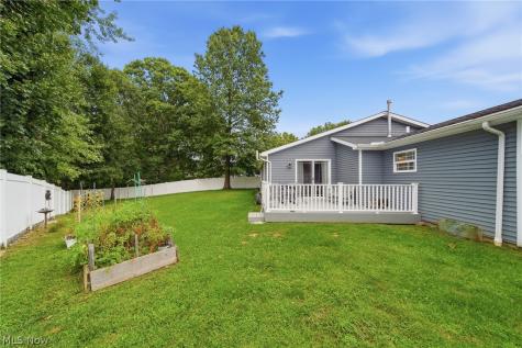 254 Thomas Avenue Munroe Falls OH 44262