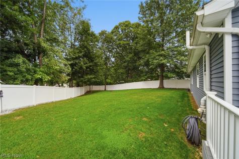 254 Thomas Avenue Munroe Falls OH 44262