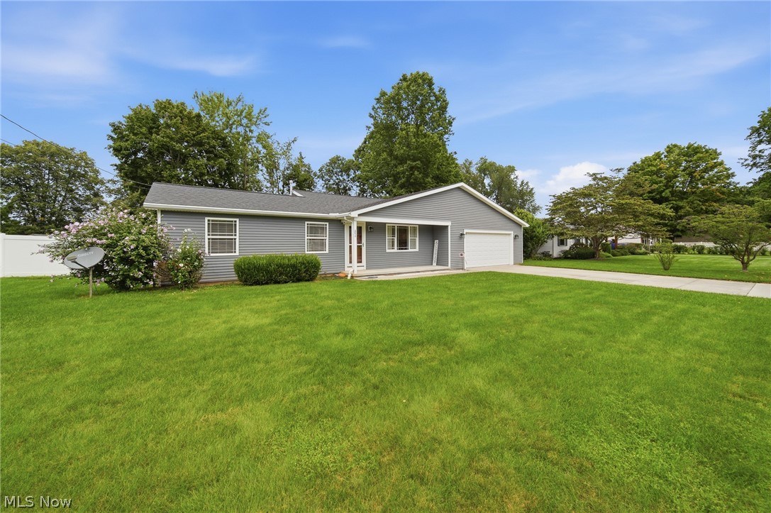 254 Thomas Avenue Munroe Falls OH 44262
