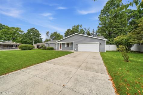 254 Thomas Avenue Munroe Falls OH 44262