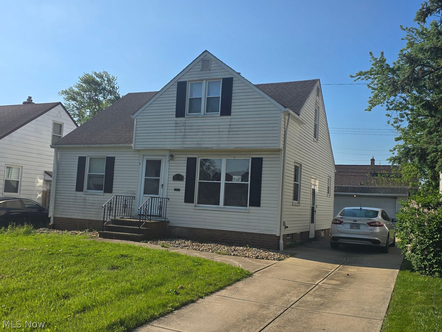 13706 Shady Oak Boulevard Garfield Heights OH 44125