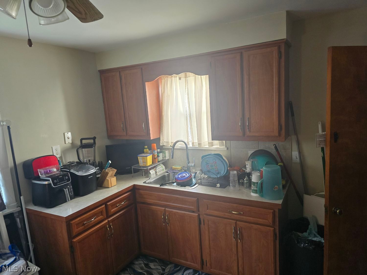 13706 Shady Oak Boulevard Garfield Heights OH 44125