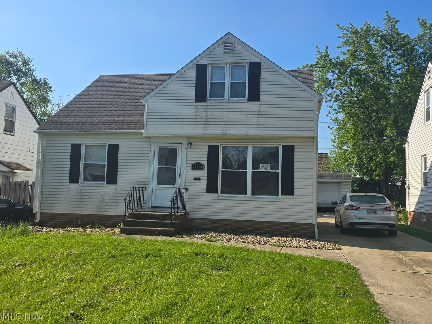 13706 Shady Oak Boulevard Garfield Heights OH 44125
