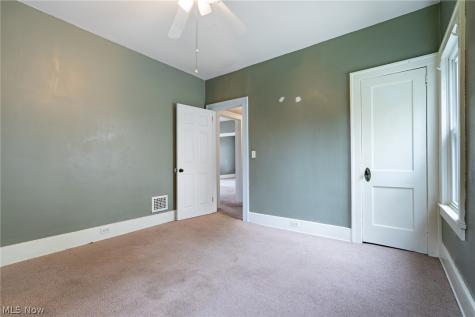 1518 Wakefield Avenue Youngstown OH 44514