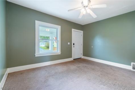 1518 Wakefield Avenue Youngstown OH 44514
