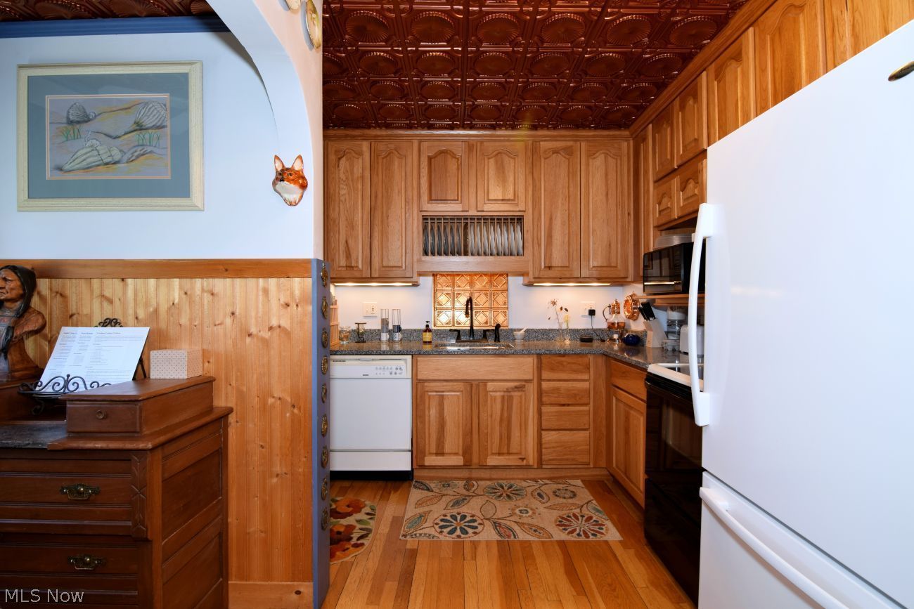 1027 Lander Road Mayfield Village OH 44143