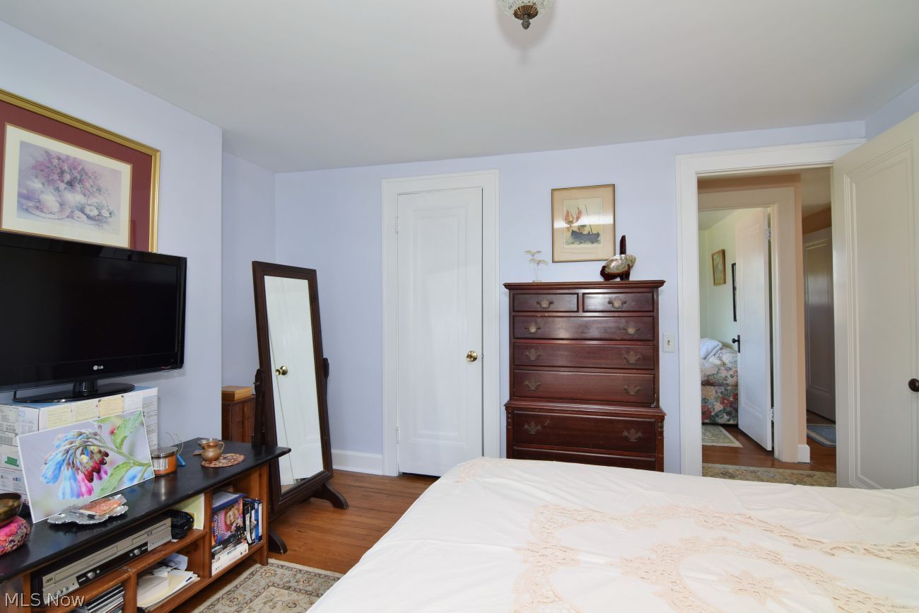 1027 Lander Road Mayfield Village OH 44143