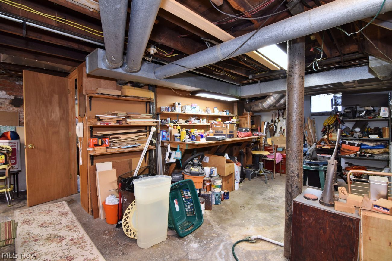 1027 Lander Road Mayfield Village OH 44143