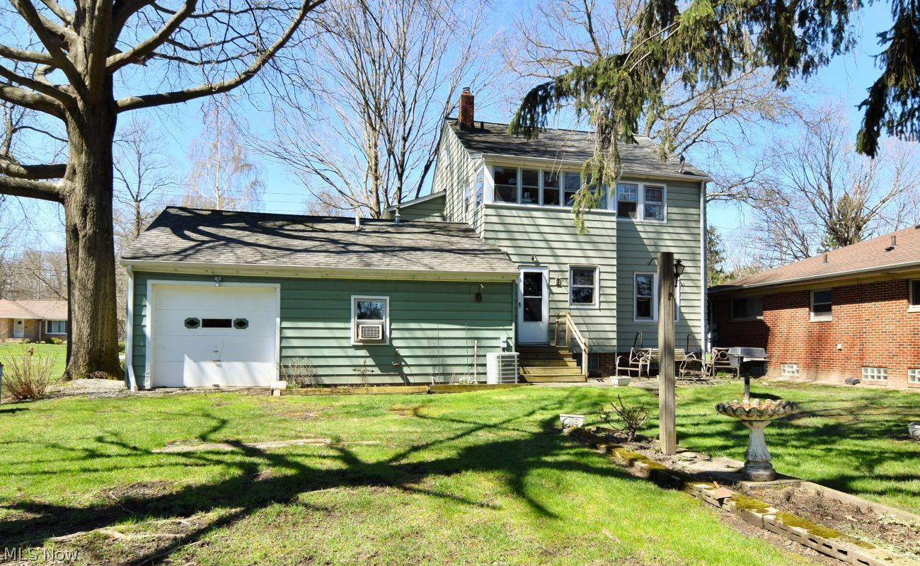 1027 Lander Road Mayfield Village OH 44143