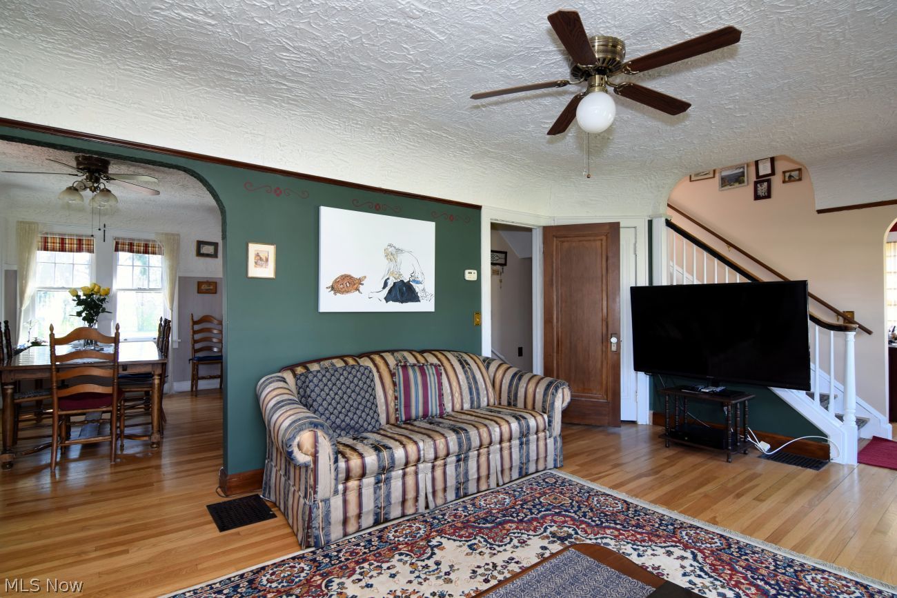 1027 Lander Road Mayfield Village OH 44143
