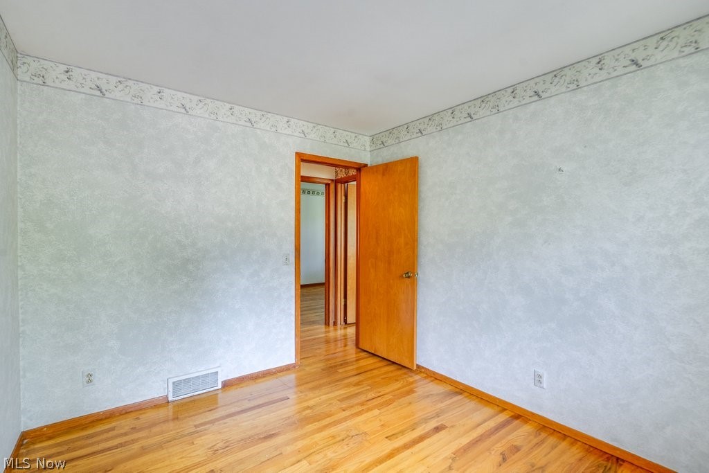 209 Shiawassee Avenue Akron OH 44333