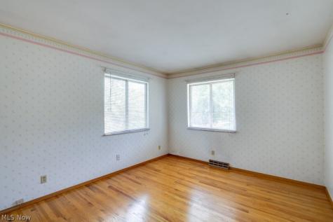 209 Shiawassee Avenue Akron OH 44333