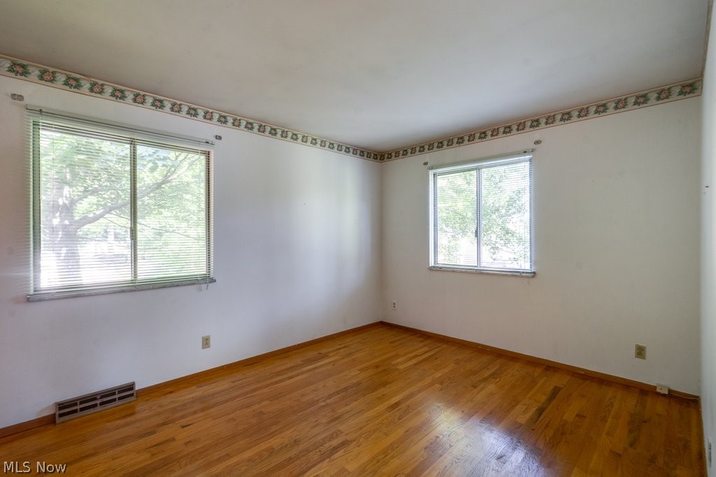 209 Shiawassee Avenue Akron OH 44333