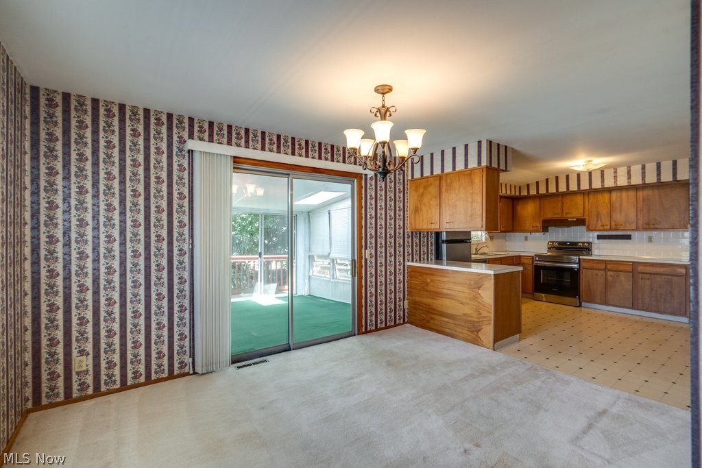 209 Shiawassee Avenue Akron OH 44333