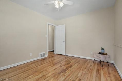 2554 23rd Street Cuyahoga Falls OH 44223