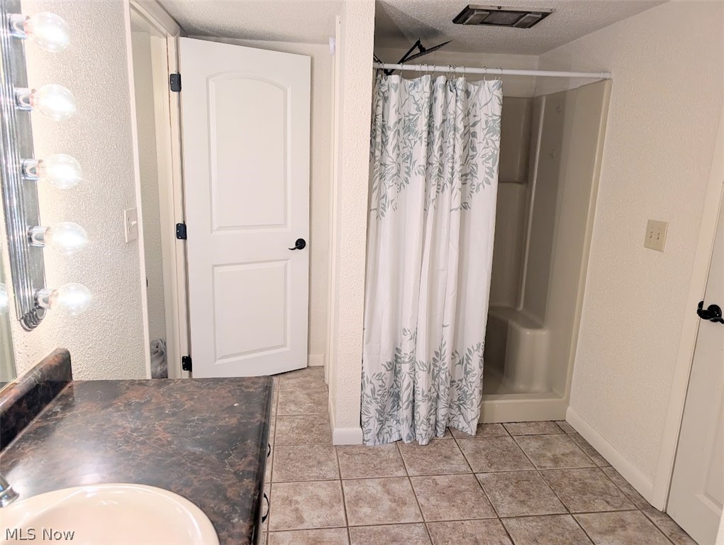 270 E Highland Drive Zanesville OH 43701