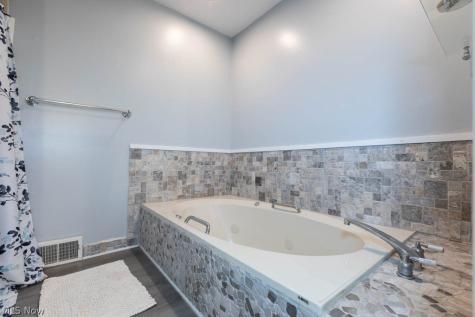 9504 Hoose Road Mentor OH 44060