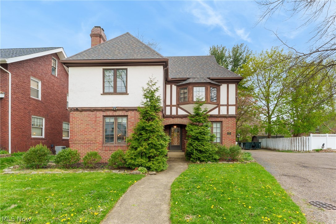 217 16th Street NW Canton OH 44703