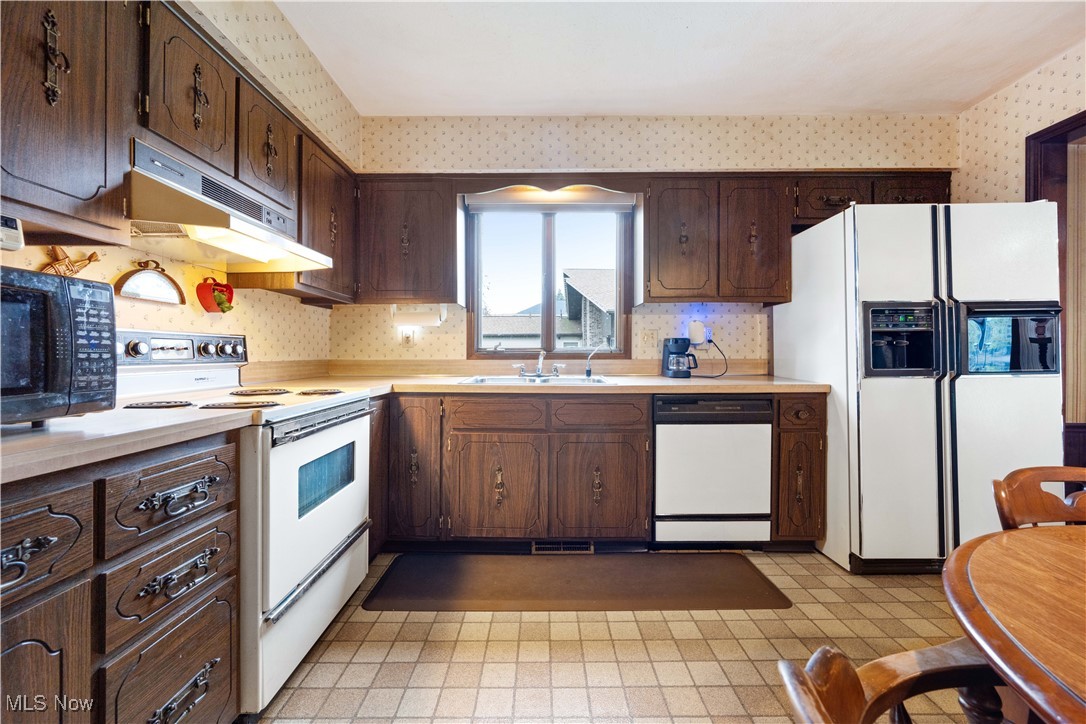 27017 Sentry Lane Westlake OH 44145