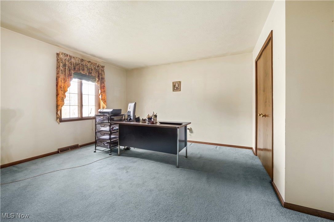 27017 Sentry Lane Westlake OH 44145