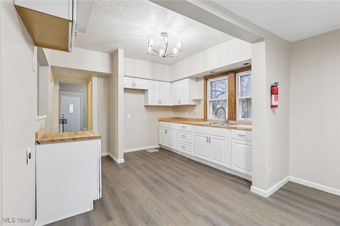 487 Bacon Avenue Akron OH 44320