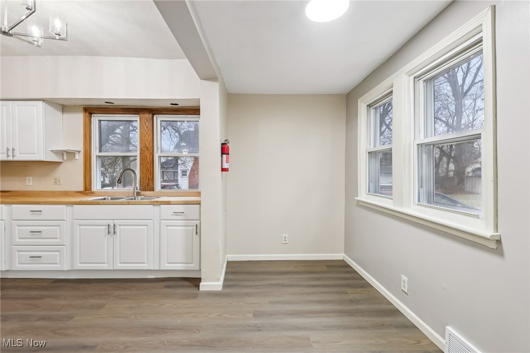 487 Bacon Avenue Akron OH 44320