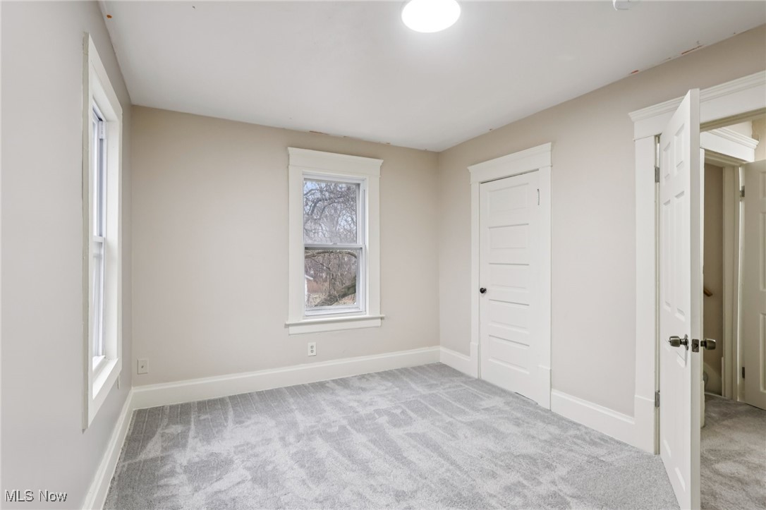 487 Bacon Avenue Akron OH 44320