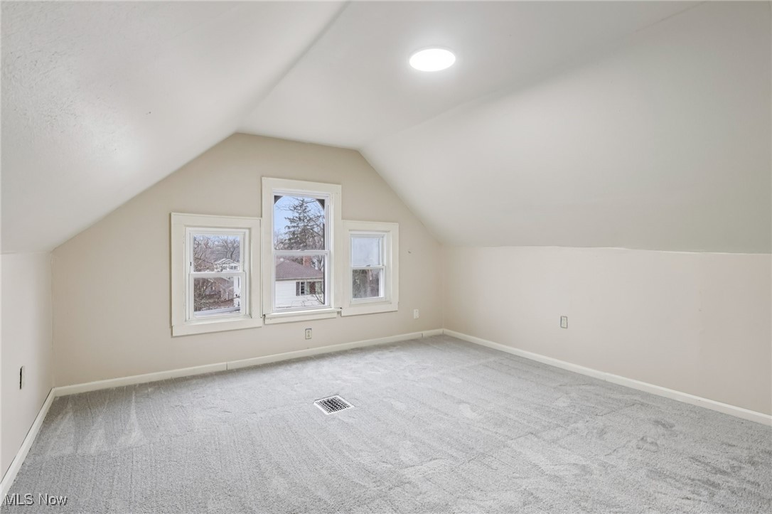 487 Bacon Avenue Akron OH 44320