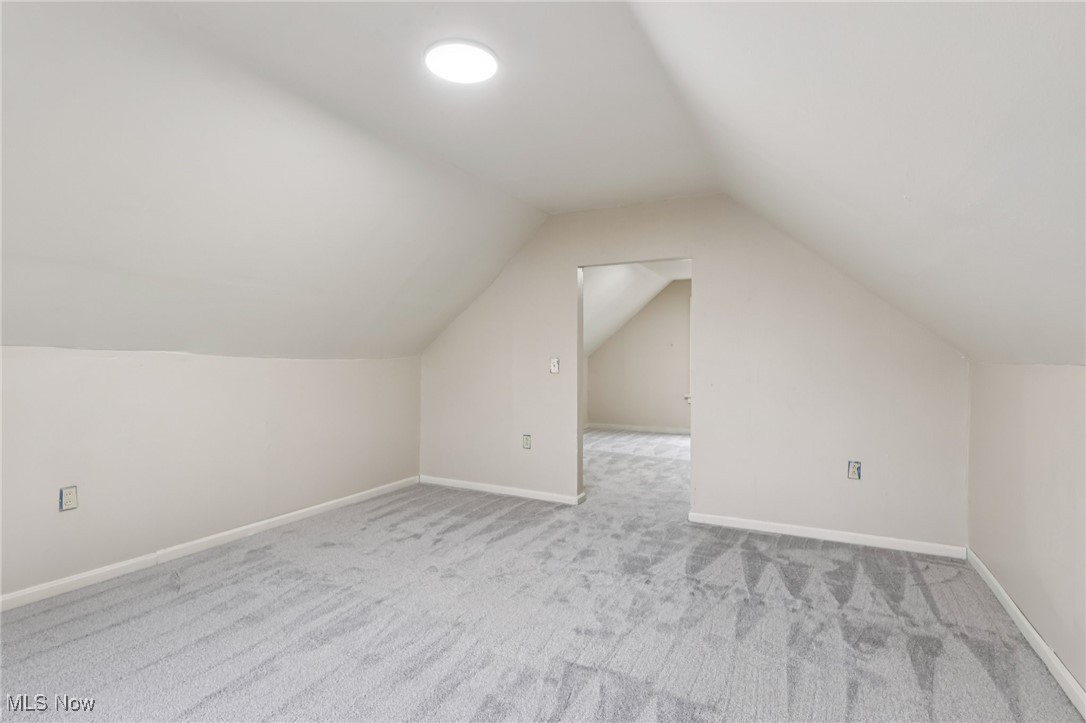 487 Bacon Avenue Akron OH 44320