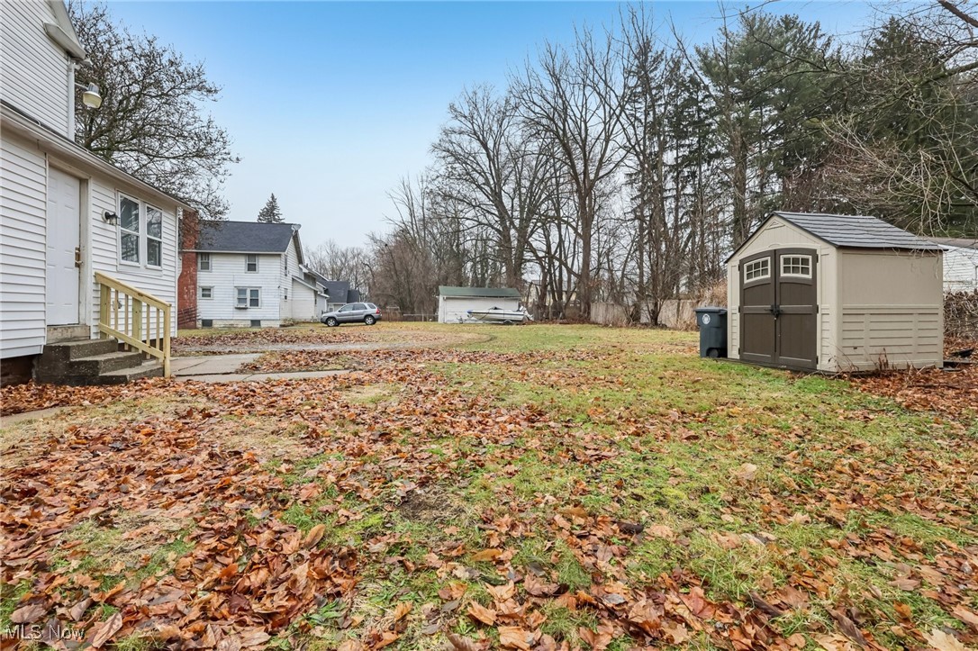 487 Bacon Avenue Akron OH 44320