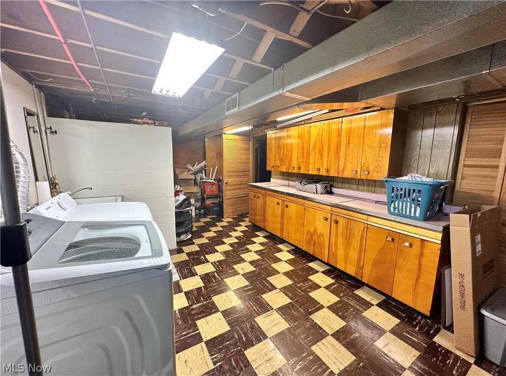 15749 Maple Drive Calcutta OH 43920