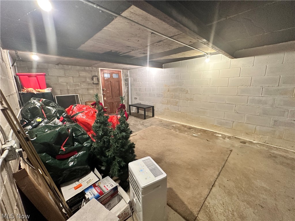15749 Maple Drive Calcutta OH 43920