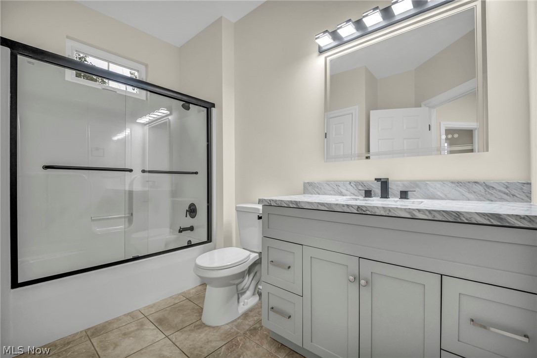 26736 Rue Saint-ann Court Warrensville Heights OH 44128