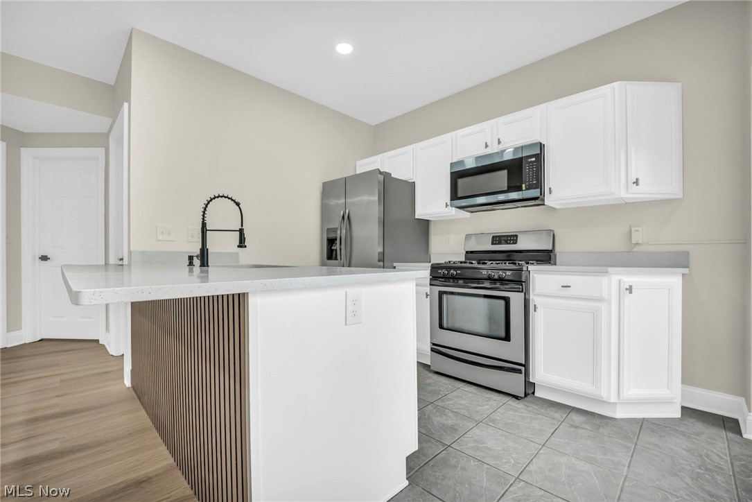 26736 Rue Saint-ann Court Warrensville Heights OH 44128