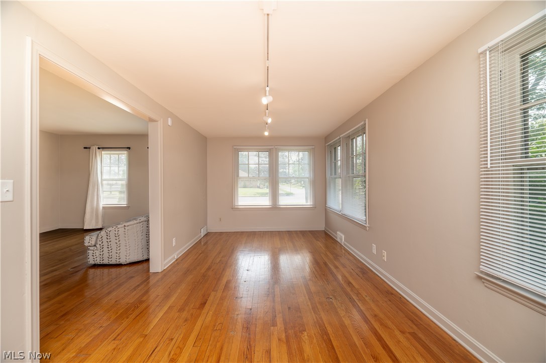 2505 E Market Street Warren OH 44483