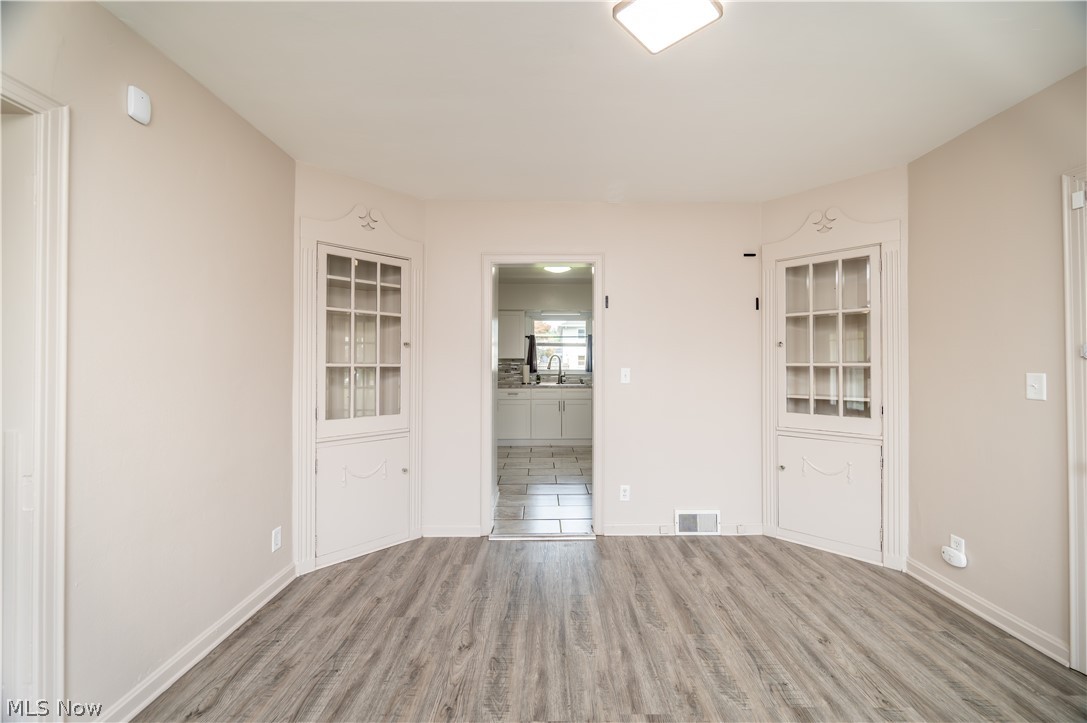 2505 E Market Street Warren OH 44483