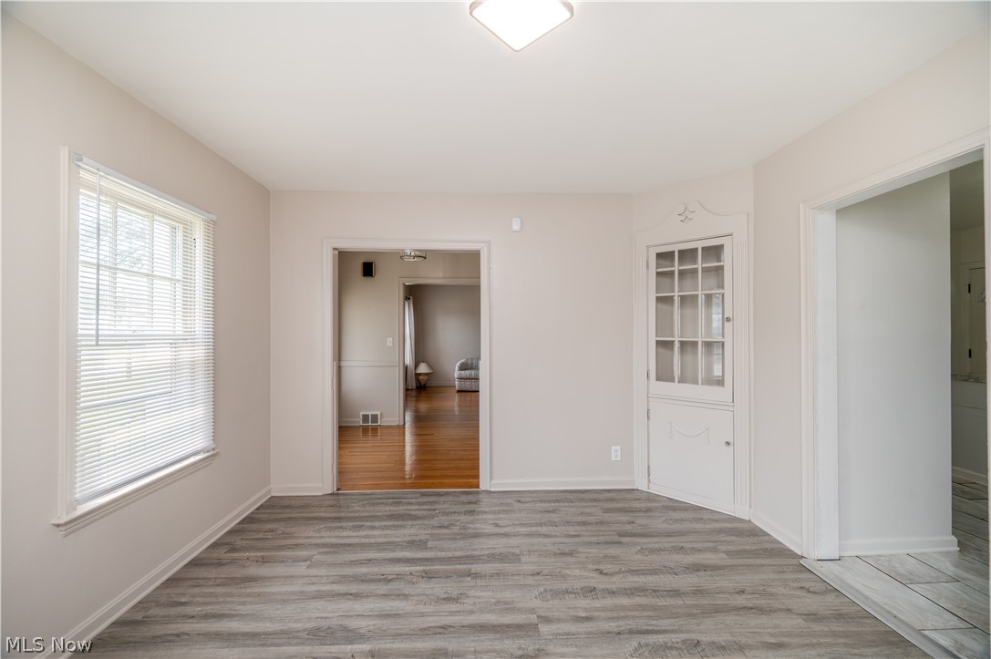 2505 E Market Street Warren OH 44483