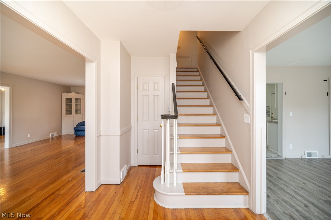 2505 E Market Street Warren OH 44483