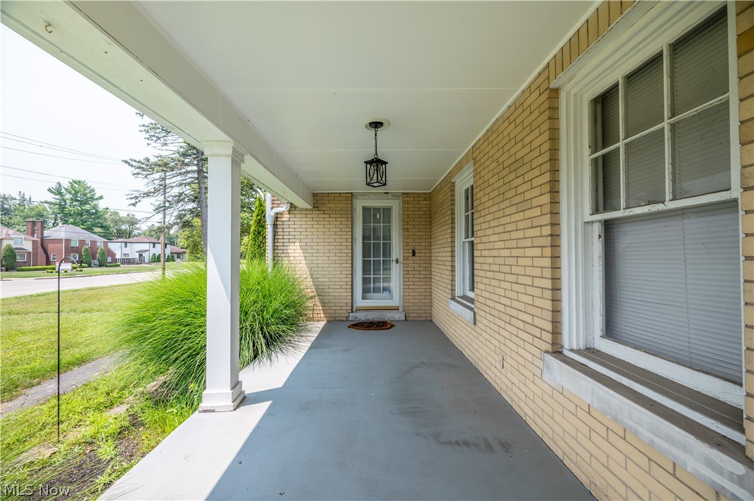 2505 E Market Street Warren OH 44483