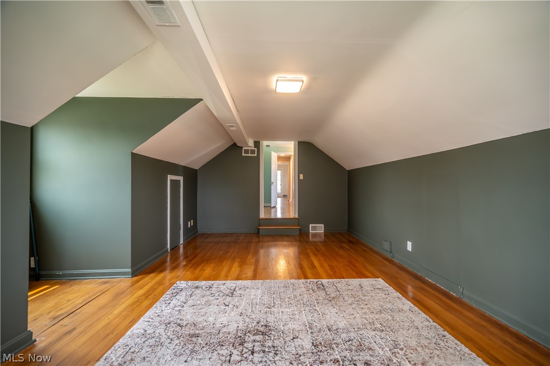 2505 E Market Street Warren OH 44483