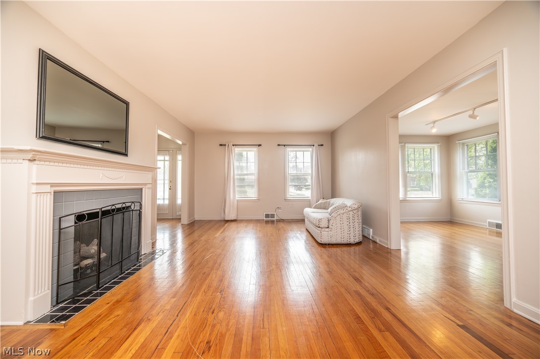 2505 E Market Street Warren OH 44483