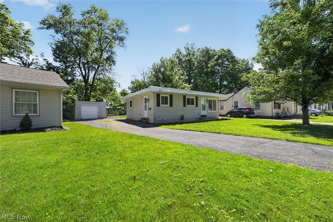 1239 E 332nd Street Eastlake OH 44095